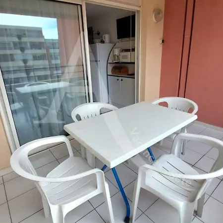 Apartment Terrasse Vue Piscine Et Apercu Pour 4 Personnes Avec Garage