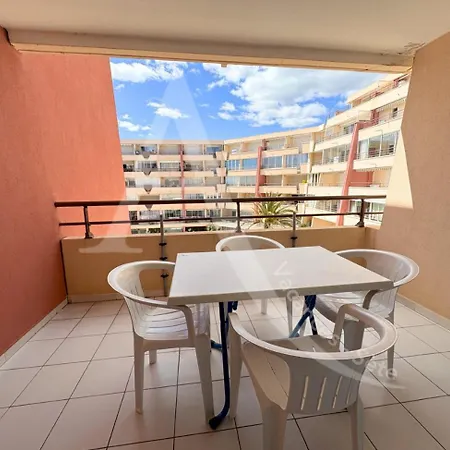 Apartment Terrasse Vue Piscine Et Apercu Pour 4 Personnes Avec Garage *